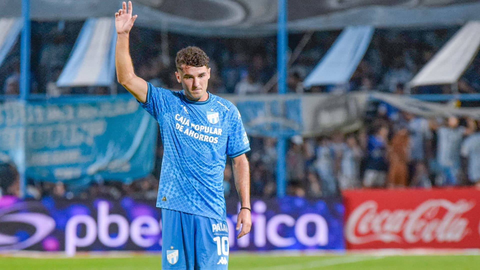 Duelo de necesitados: Atlético Tucumán busca despegar ante Huracán