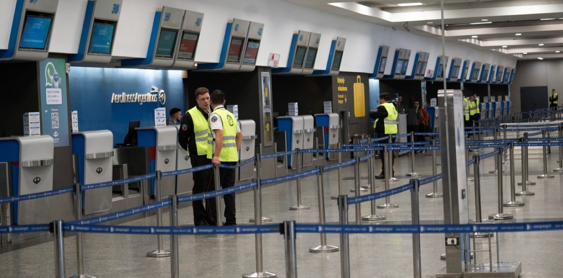 ATE convocó a un paro nacional en todos los aeropuertos por atrasos salariales