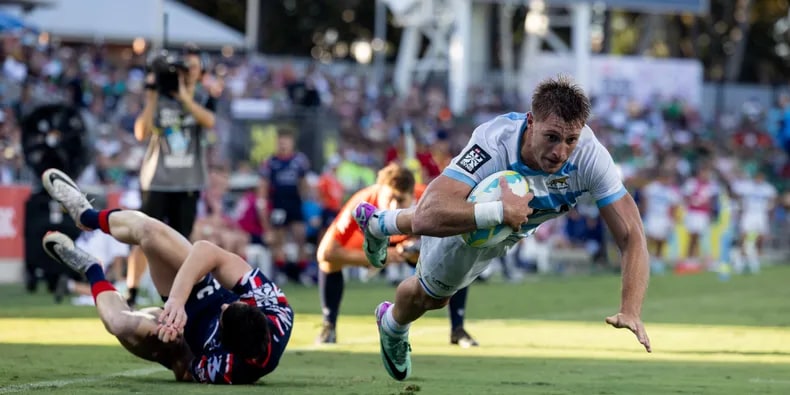matias-osadczuk-argentina-pumas-7s-rugby.webp