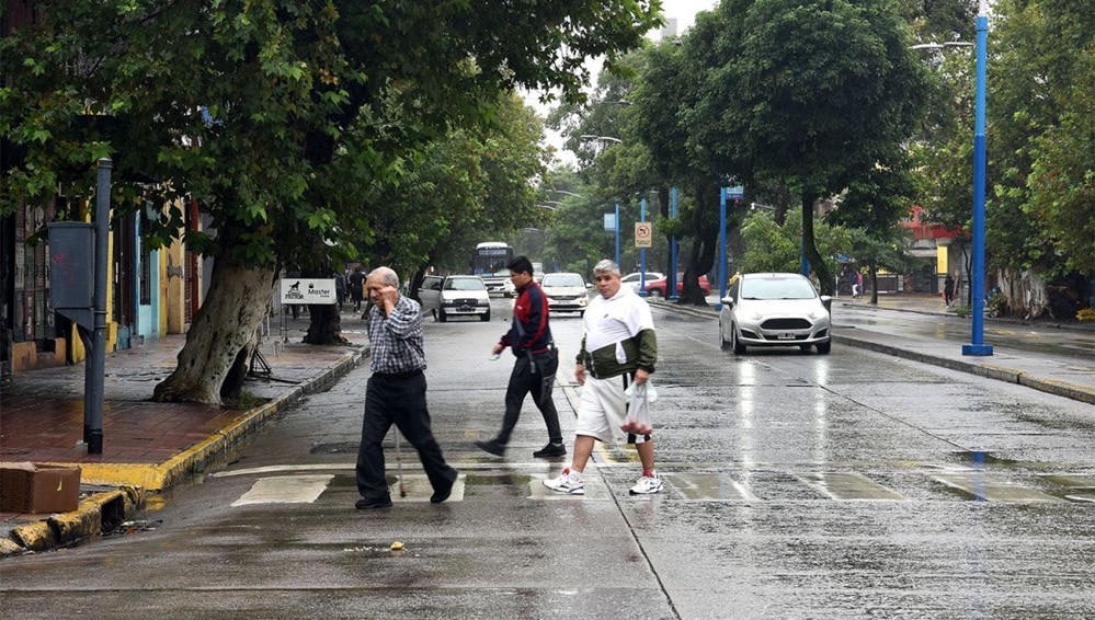 El calor no se va: martes nublado y pesado en Tucumán