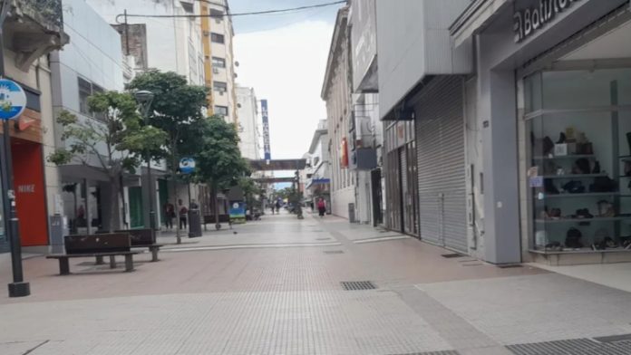 Carnaval en Tucumán: qué días abrirán los comercios