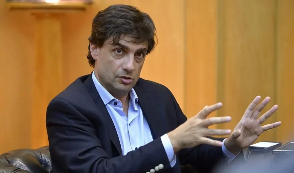 Lacunza afirmó que la estabilización evitó el colapso, pero advirtió que la economía sigue estancada