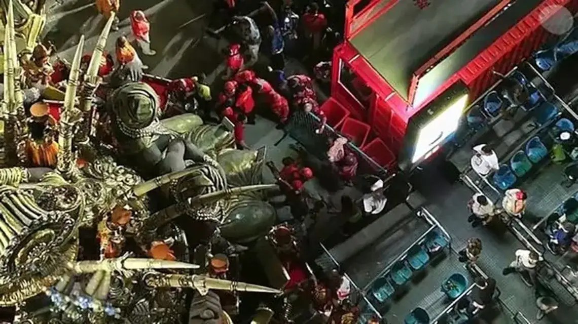 Una carroza perdió el control en el Sambódromo y dejó tres heridos en el Carnaval de Río