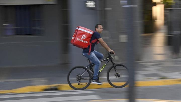 Tucumán en el podio del empleo por cuenta propia al crecer casi un 9% en la última década y liderar en el NOA