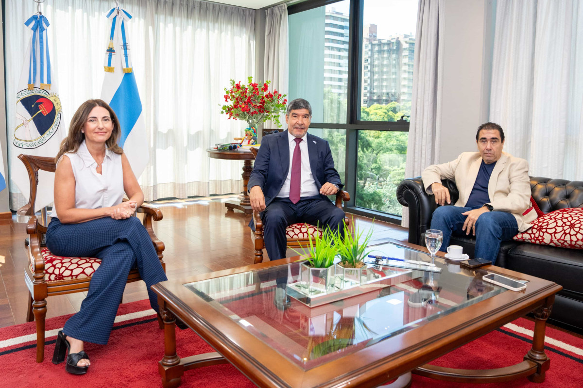 vargas aiganasse acevedo mansilla.jpg vargas aiganasse acevedo mansilla.jpg