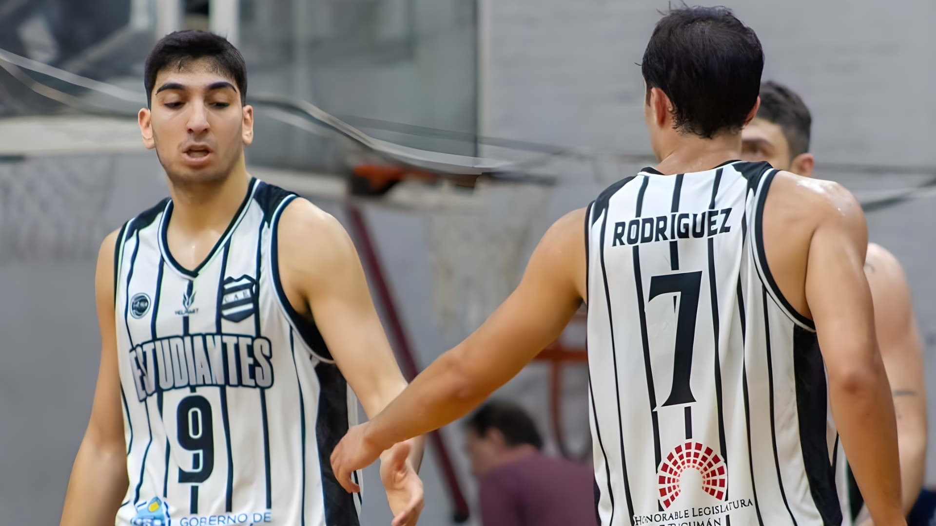 Estudiantes lo ganó en el suspiro final y desató el festejo en el Coco Ascarate