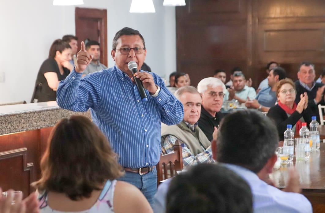 Monteros salió en defensa de los gobernadores dialoguistas y responsabilizó a los K por la derrota nacional