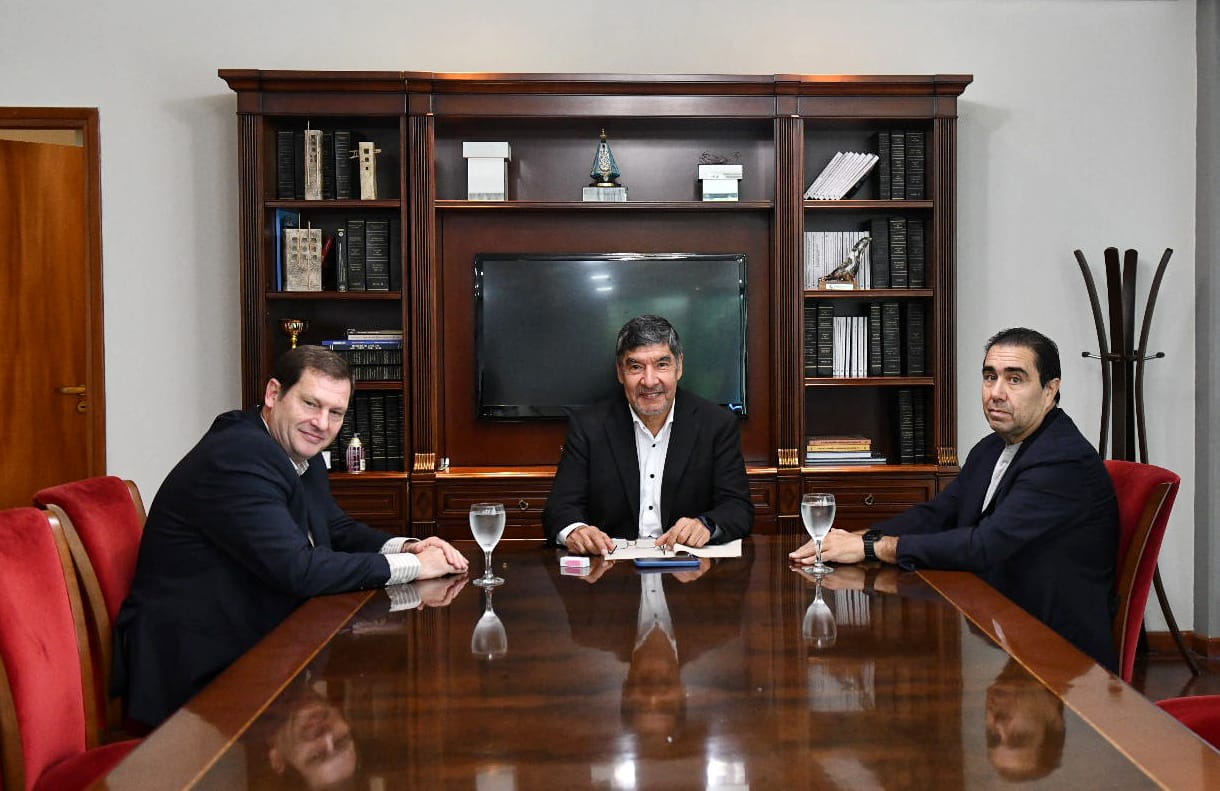 La Legislatura evalúa alternativas para sostener a Alpargatas y preservar 906 puestos de trabajo