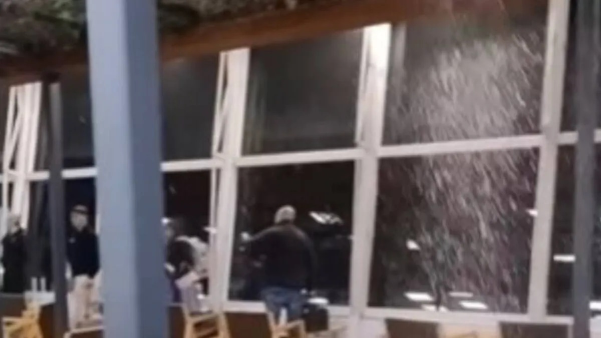 Fuerte tormenta complicó las operaciones en Aeroparque y dejó vuelos demorados