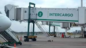 El Gobierno lanza la privatización de Intercargo y redefine el negocio de rampa en los aeropuertos