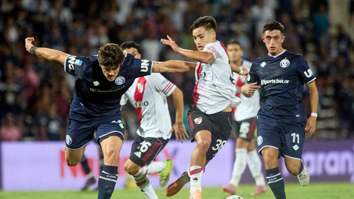 river-iguala-ante-independiente-rivadavia-en-5MIMBRGHC5GEJMHQAA457NQ34A.avif river-iguala-ante-independiente-rivadavia-en-5MIMBRGHC5GEJMHQAA457NQ34A.avif