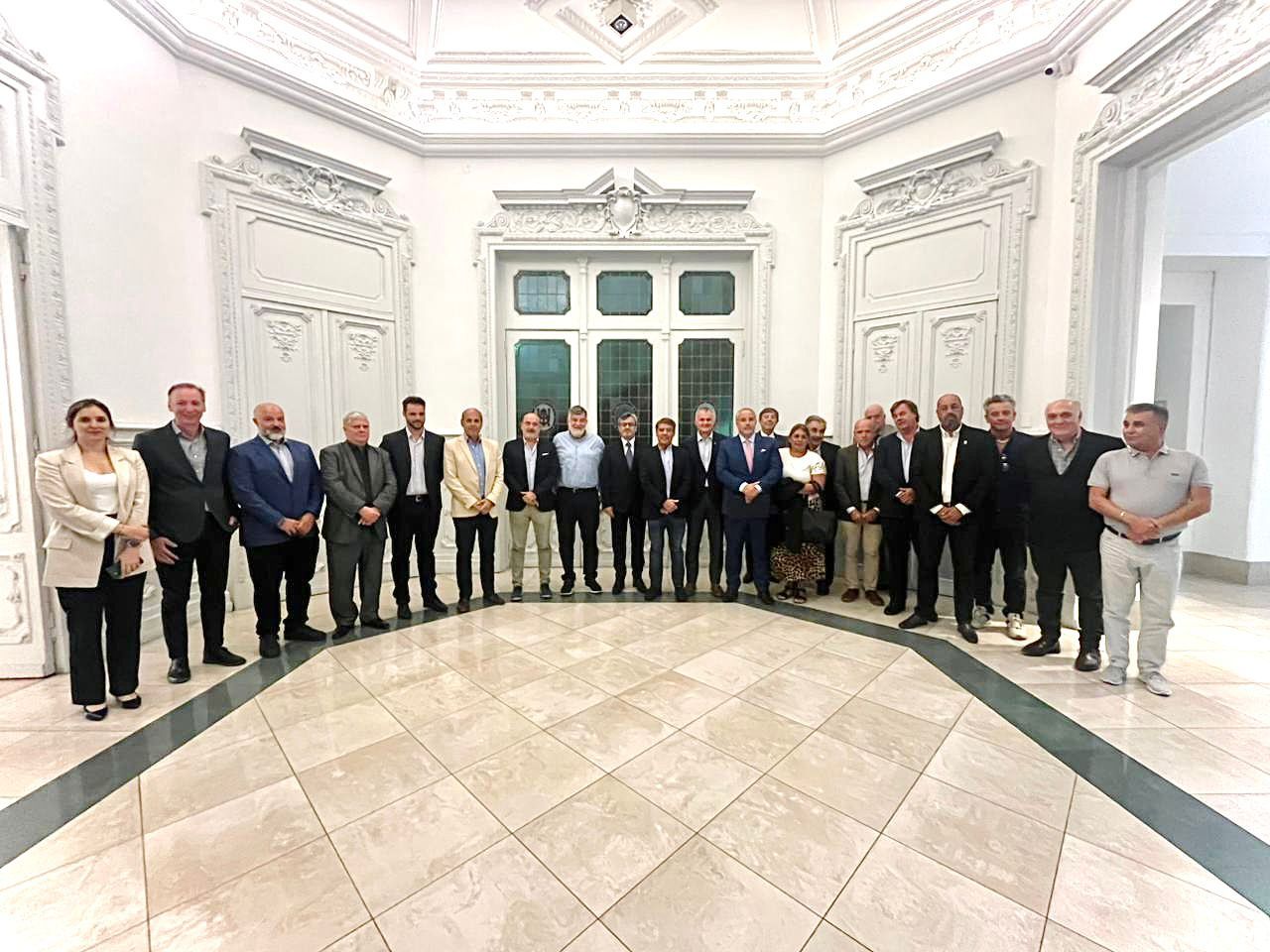 Los industriales del Norte Grande cierran filas en la UIA y exigen "respeto" ante las embestidas de la Casa Rosada