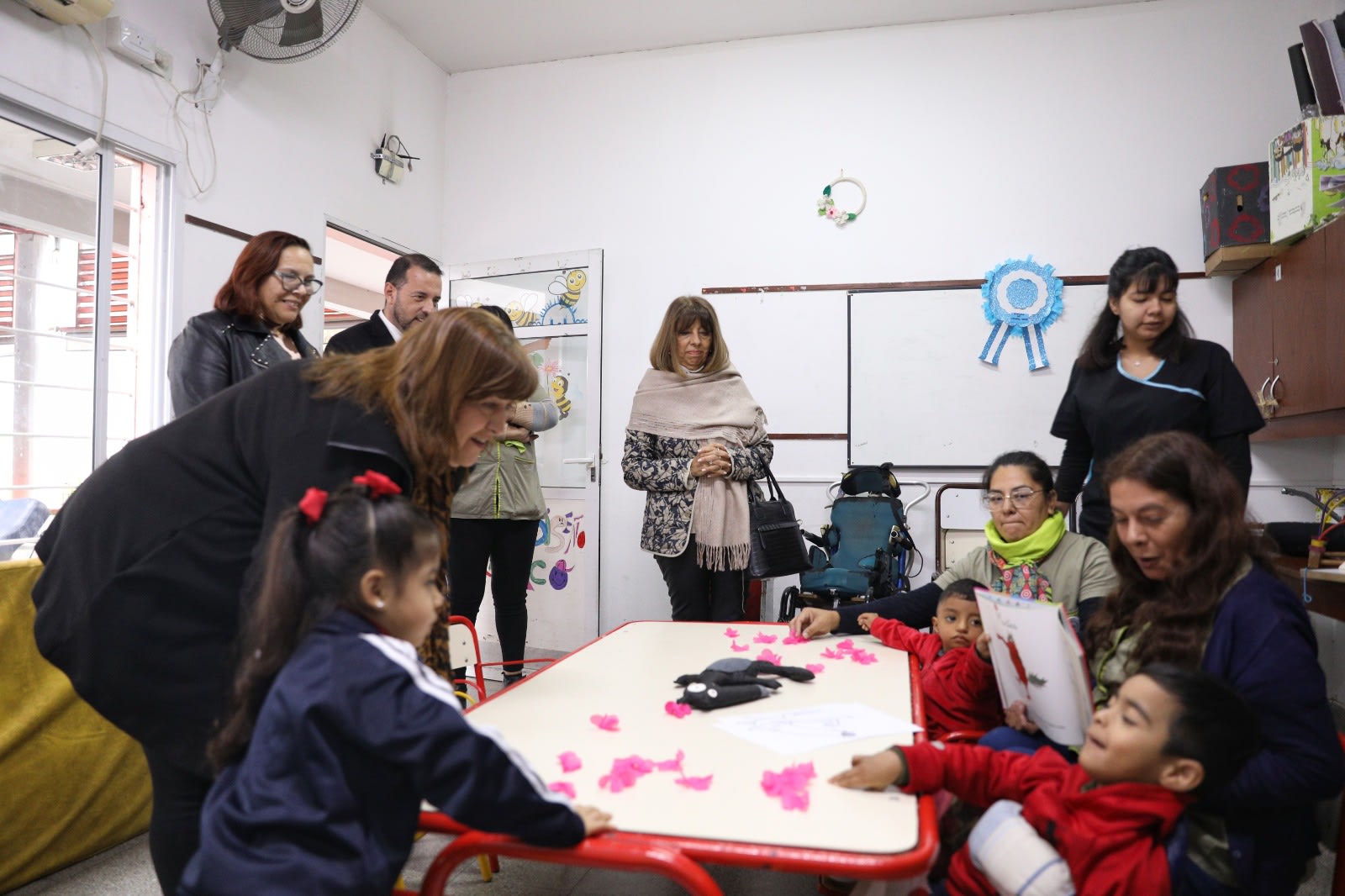 El Ejecutivo tucumano busca regular la labor de docentes de apoyo para evitar "prácticas más segregadoras que inclusivas" en estudiantes con discapacidad