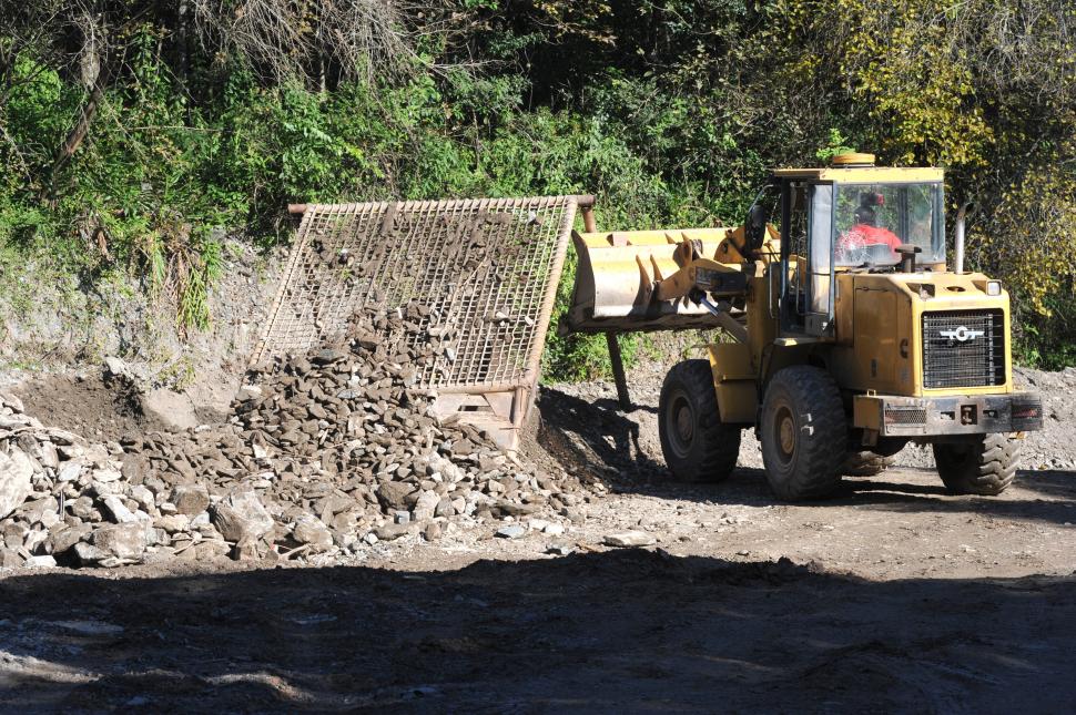 Tucumán flexibiliza la extracción de áridos cerca de zonas urbanas para "aportar al movimiento económico regional"
