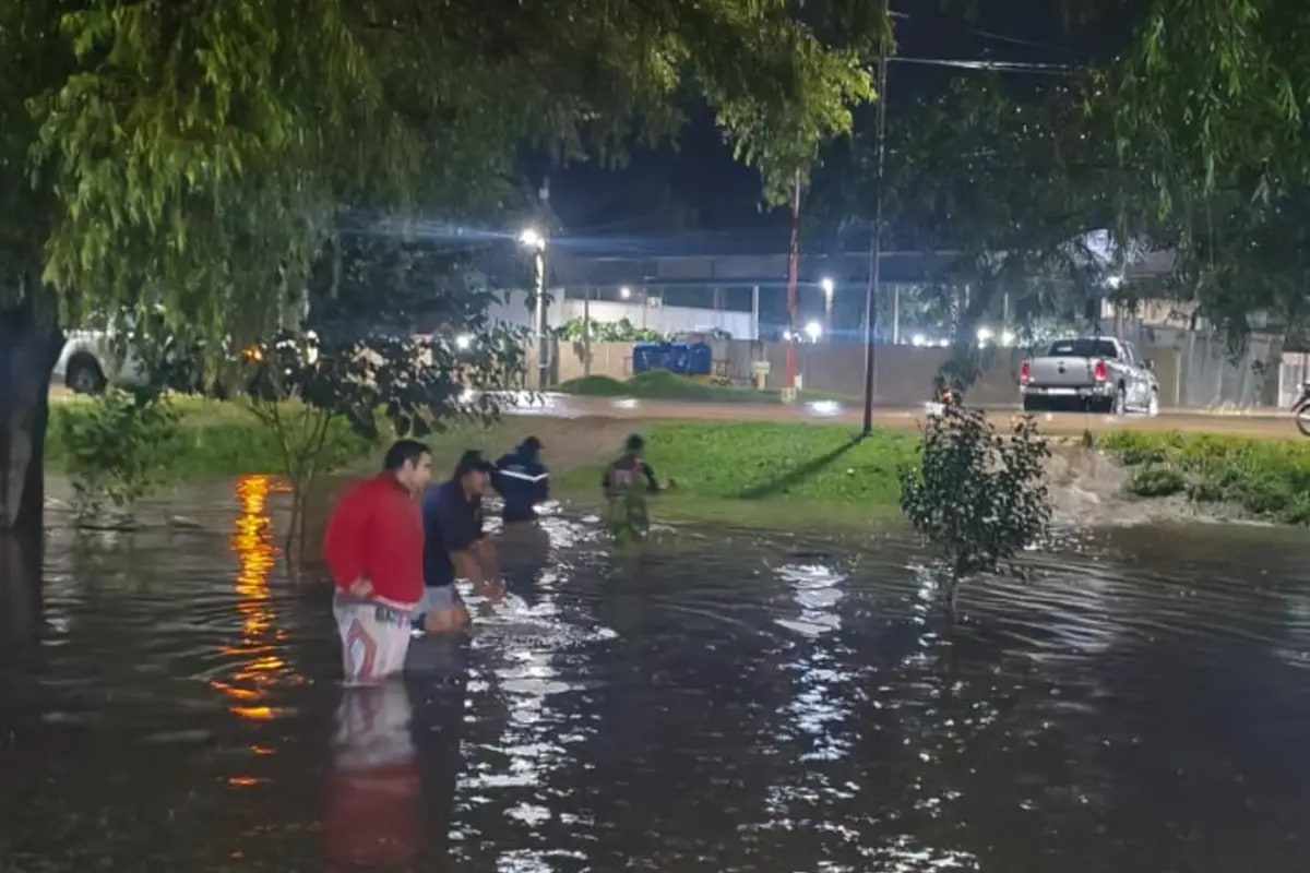 Temporal en el sur tucumano: evacuados y caminos anegados en el departamento Alberdi