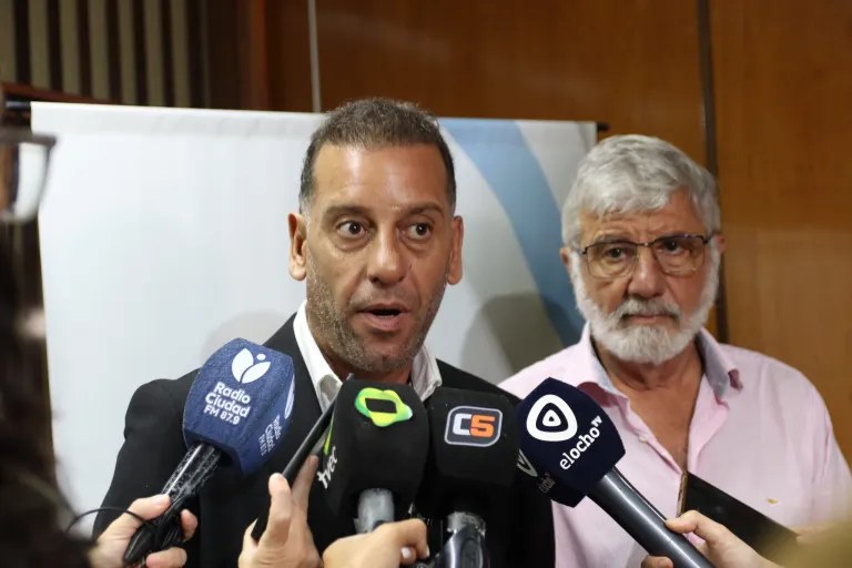 IMG_1543.JPG-scaled.webp IMG_1543.JPG-scaled.webp