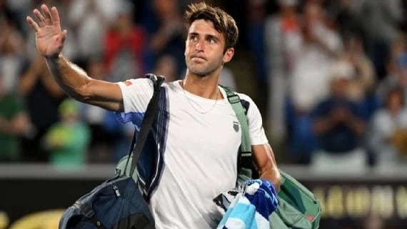Etcheverry cayó en un duelo muy parejo ante Shapovalov y se despidió de Indian Wells