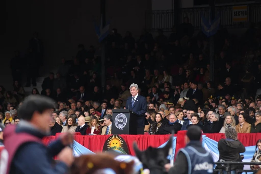 El presidente de la Rural respaldó el rumbo económico de Milei y destacó mayor previsibilidad para el campo