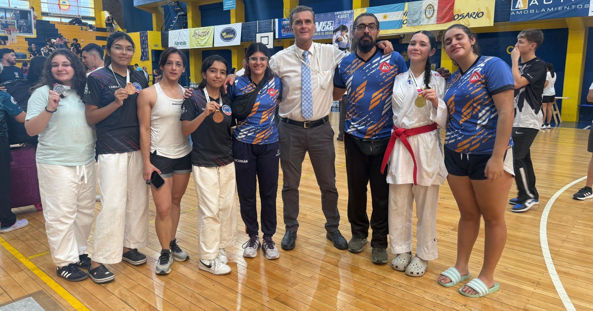 Seis medallas para Tucumán en el Open femenino de karate