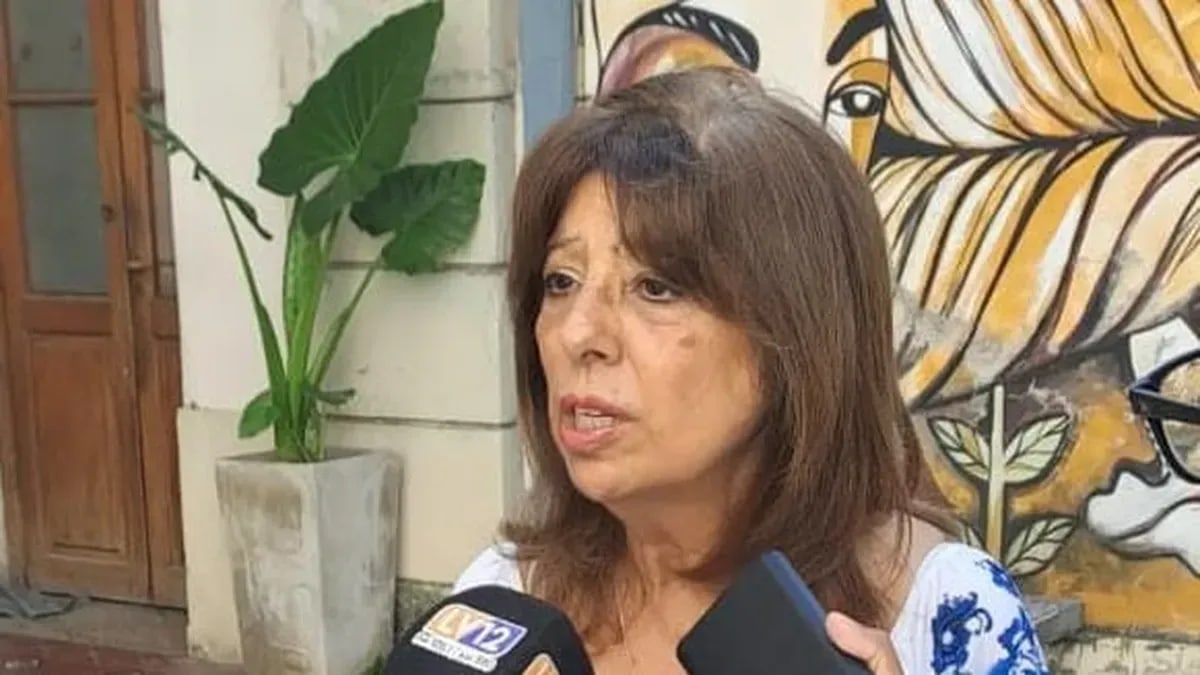 Para  Montaldo, "la situación no amerita la suspensión de clases en la Escuela Normal”