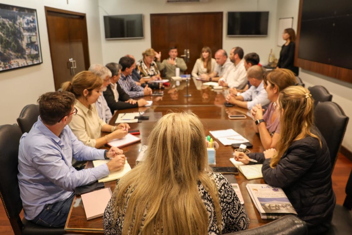 Reunión del Comité de Emergencia Municipal (2).jpeg