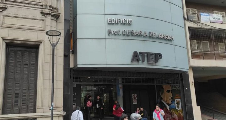 El Gobierno mejoró la oferta y alcanzó un acuerdo salarial con ATEP