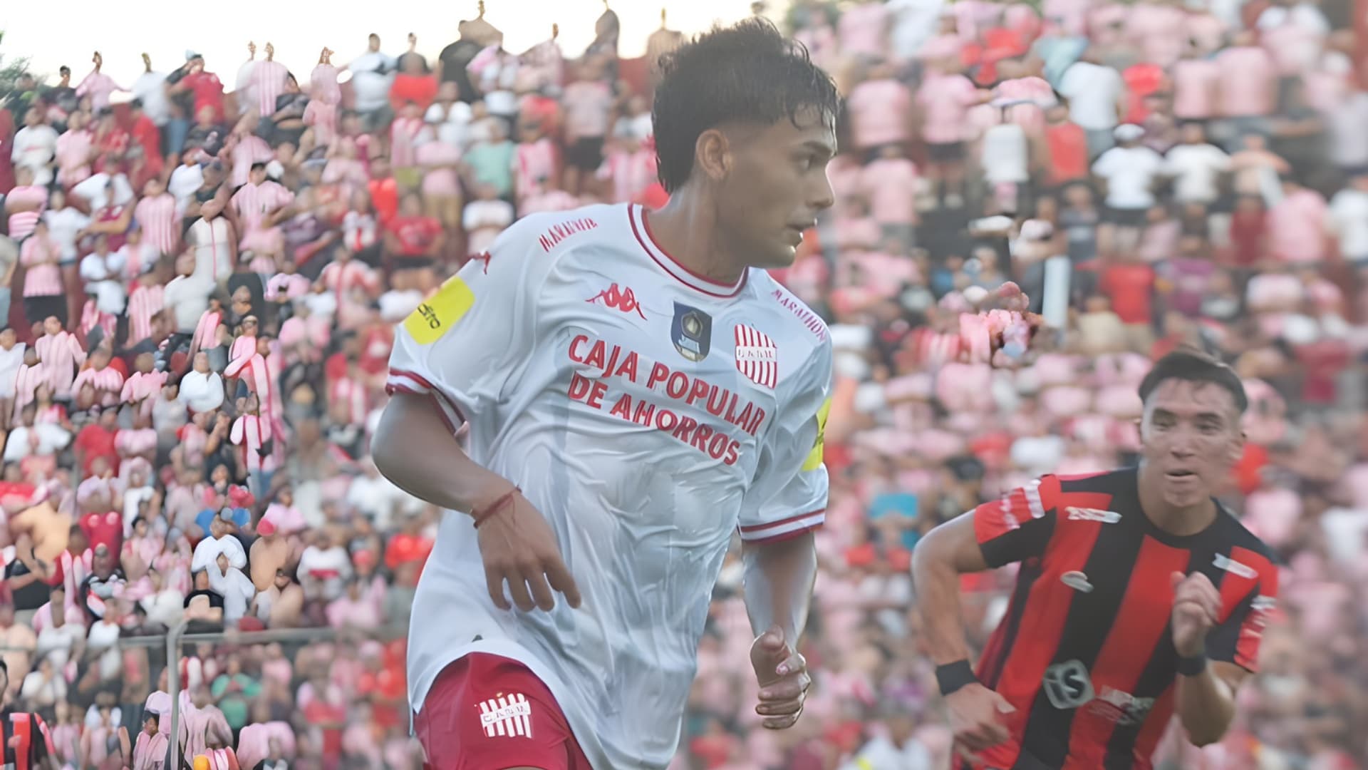 Alan Cisnero, el joven revolucionario que se metió en el once de San Martín