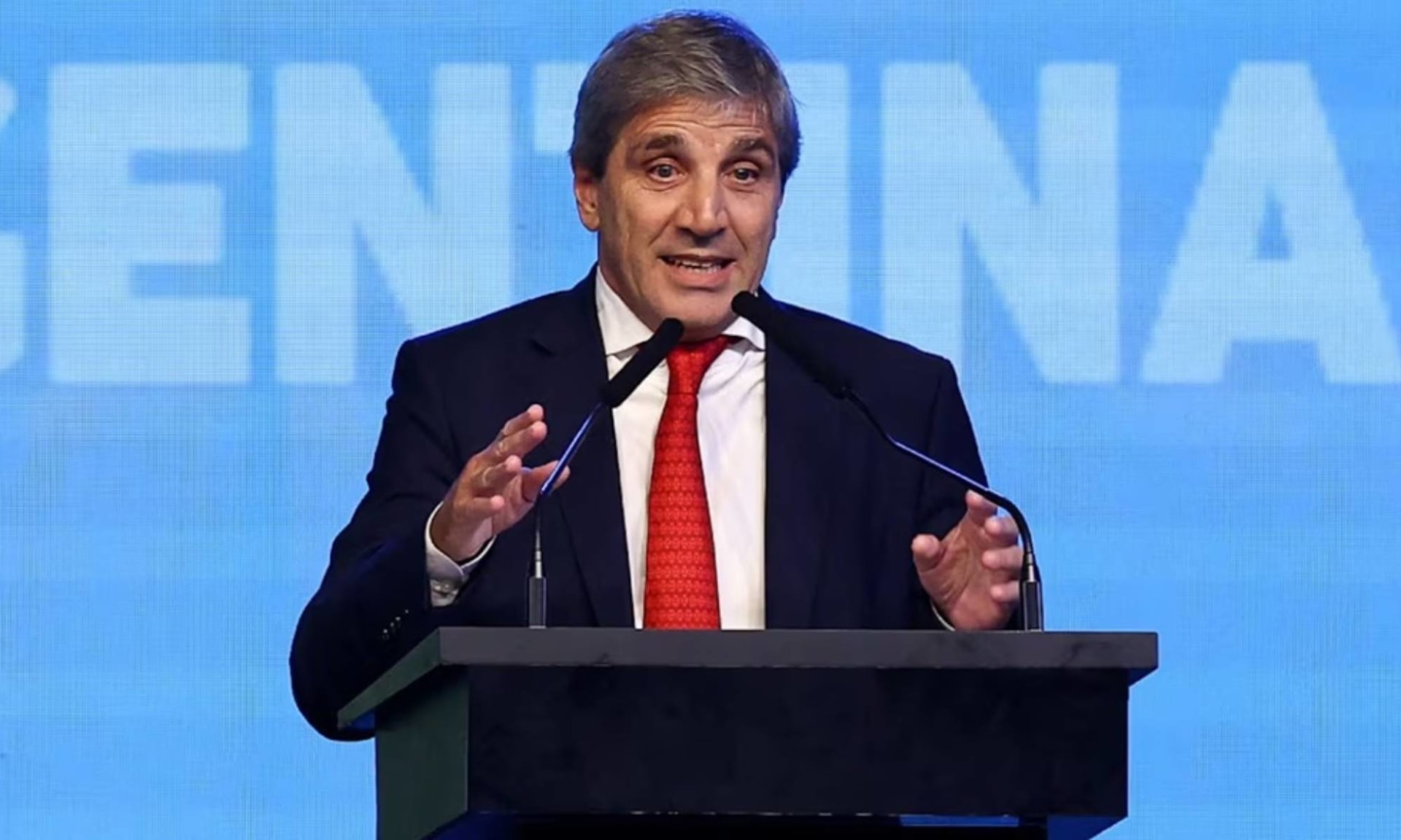 Con Luis Caputo como figura central, el IEFA LatAm Forum analiza el potencial estratégico de la región