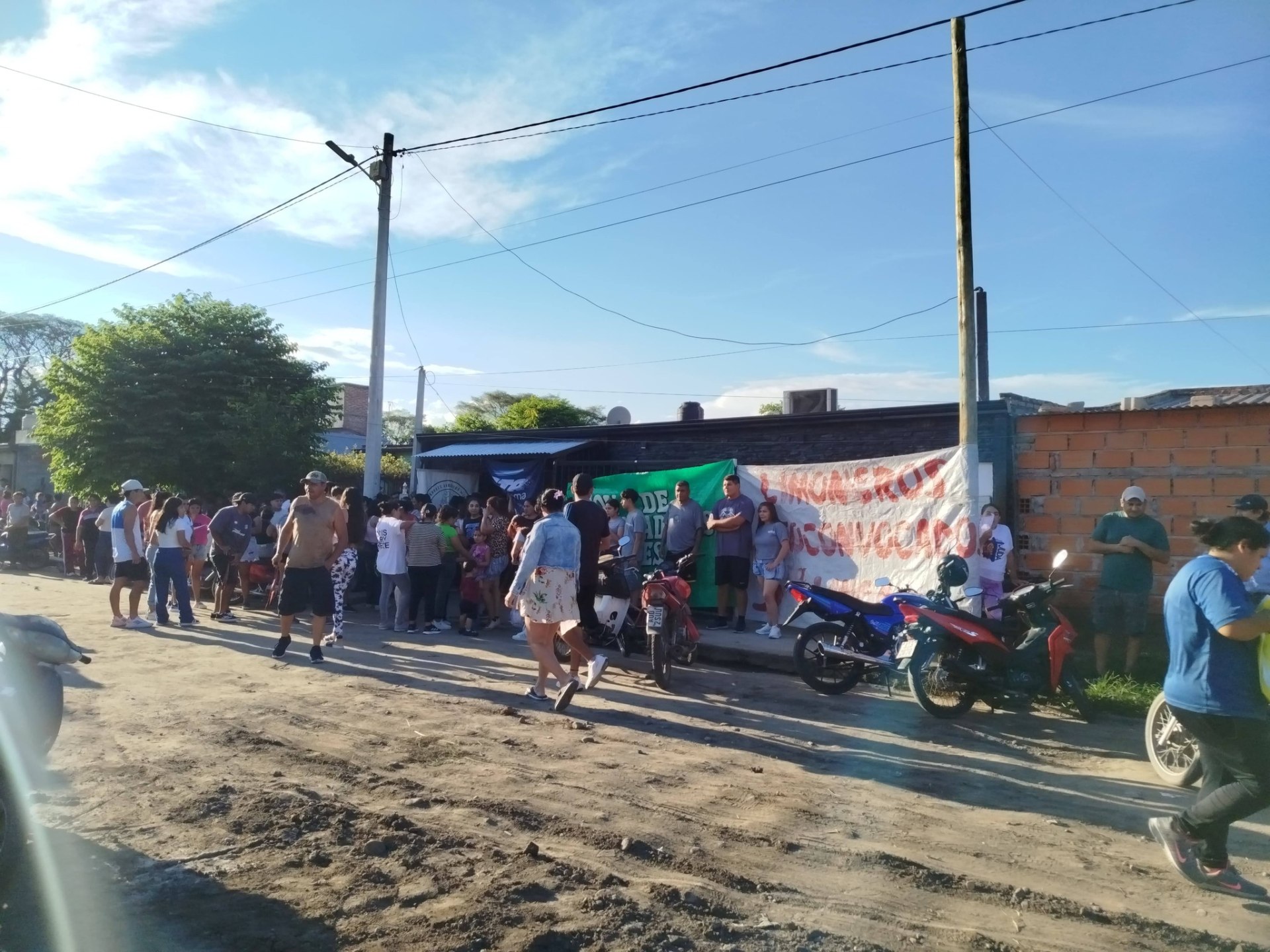 Cosecheros del limón denuncian pagos bajos y falta de acuerdo salarial