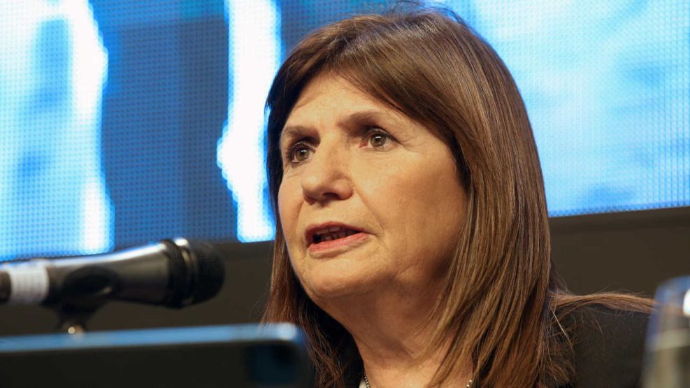 Bullrich repudió la agresión a Pelli y advirtió: “Los patoteros no pueden estar cerca del poder”