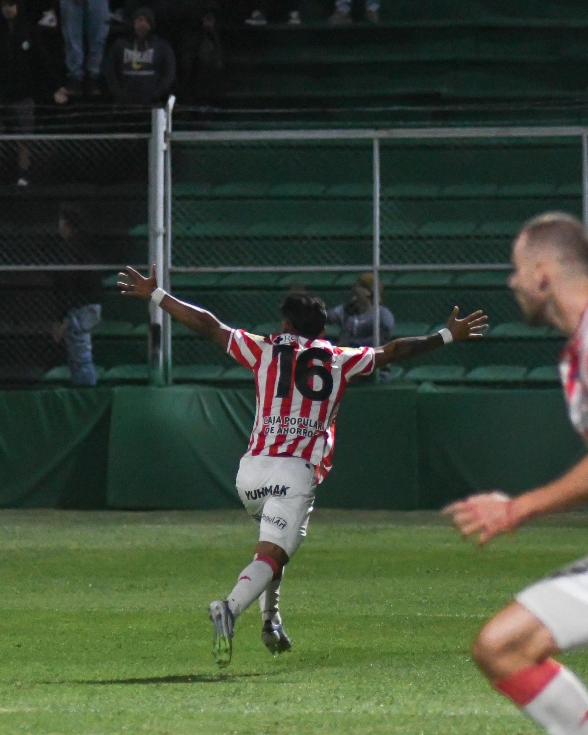 HD5wXIhboAQd9Iw.jpg HD5wXIhboAQd9Iw.jpg