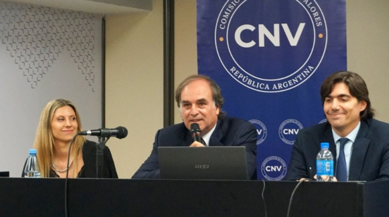 Para la CNV, los Fondos de Asistencia para empleados son una oportunidad de crecimiento para el mercado