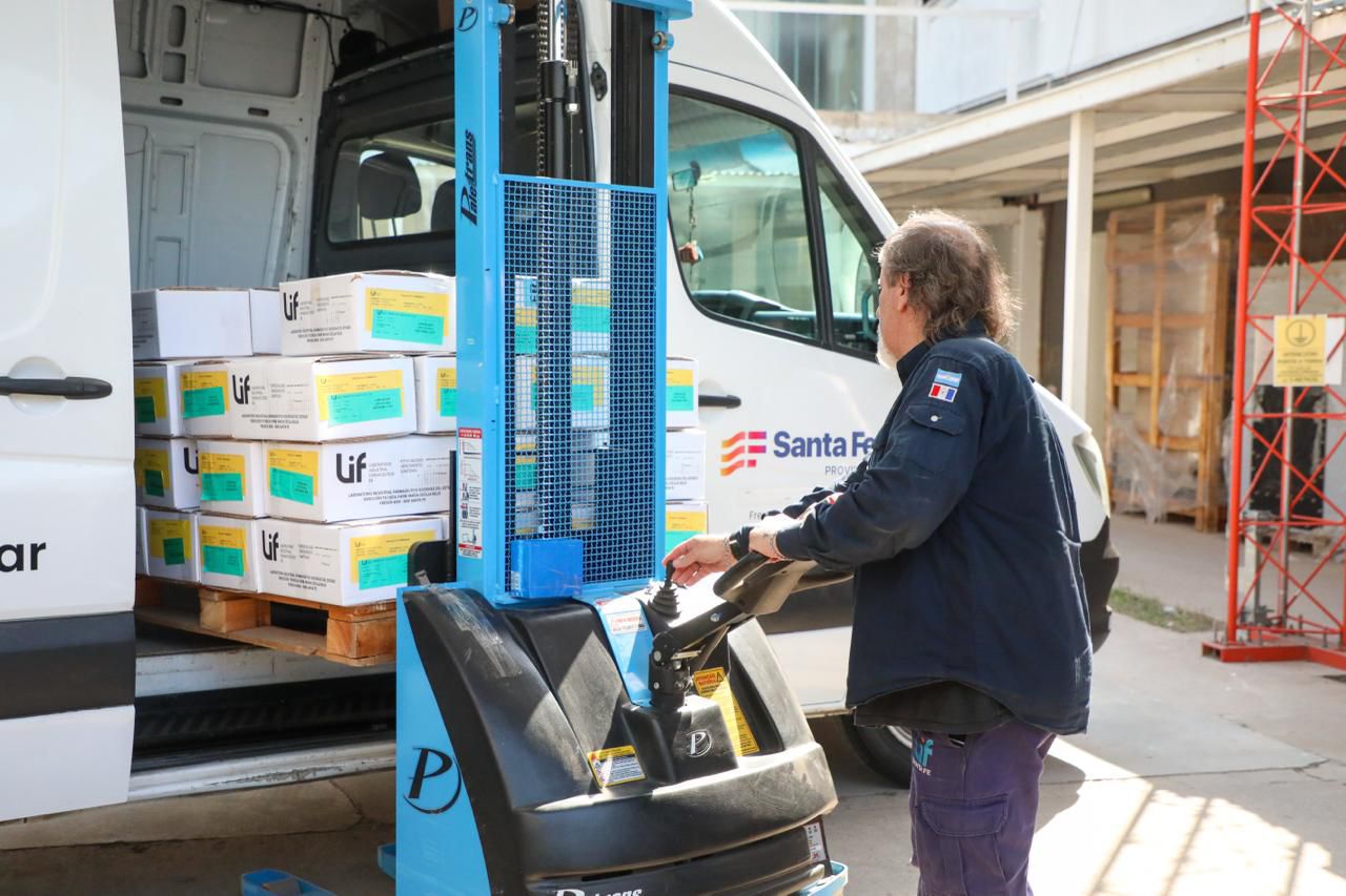 Santa Fe envió 40 mil repelentes a Tucumán para colaborar ante la emergencia por inundaciones