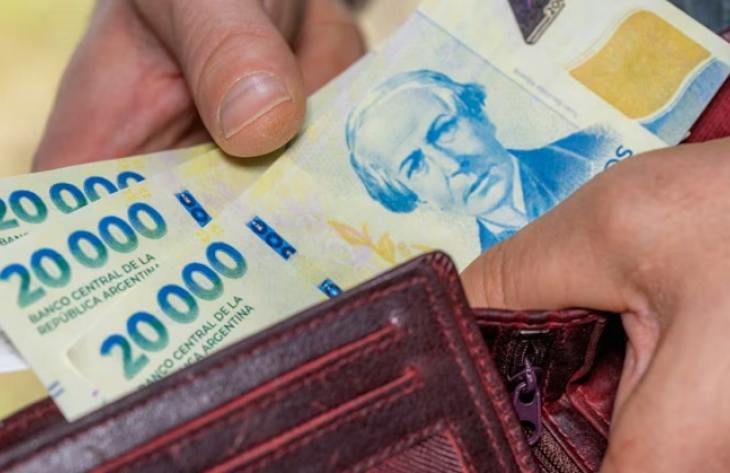 Comienza el pago de sueldos de marzo para trabajadores estatales en Tucumán