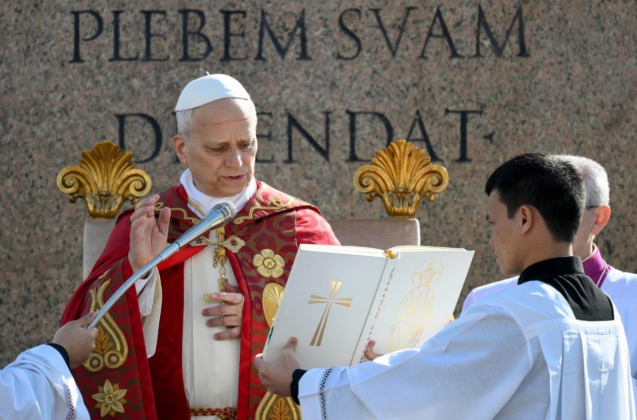 León XIV en el Domingo de Ramos: “Dios no legitima la guerra” y llamó a frenar la violencia global