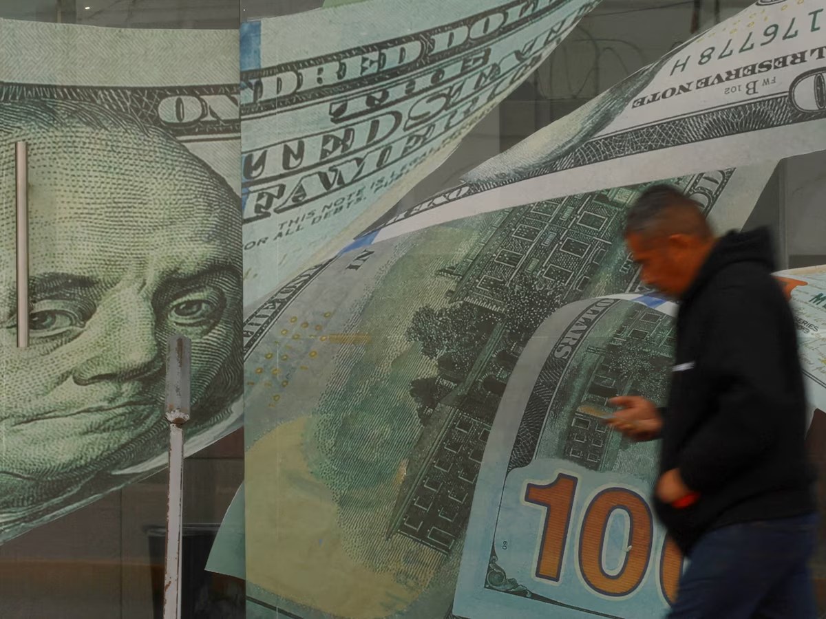 Mientras los dólares siguen bajo el colchón, plantean que debe subir a $1.600 para beneficiar a la producción