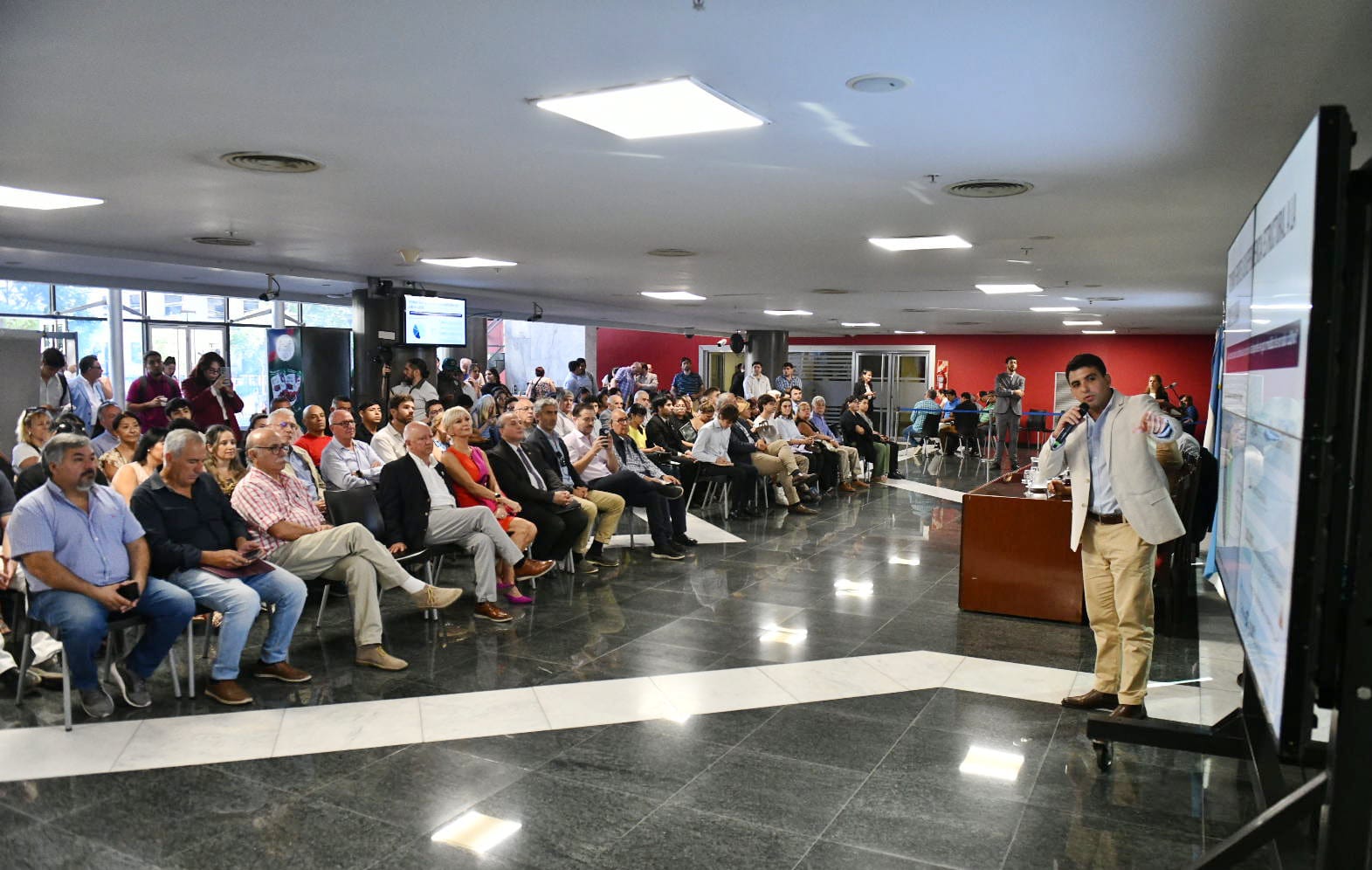 Seguridad jurídica y condiciones de inversión: el desafío clave para diversificar la matriz productiva de Tucumán