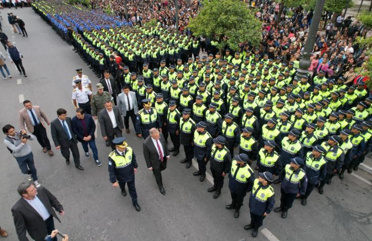 El Poder Ejecutivo fijó aumentos para la Policía y definió un esquema de actualización salarial para 2026