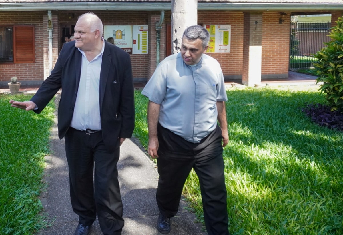 AYUDA COTTOLENGO 3.jpg