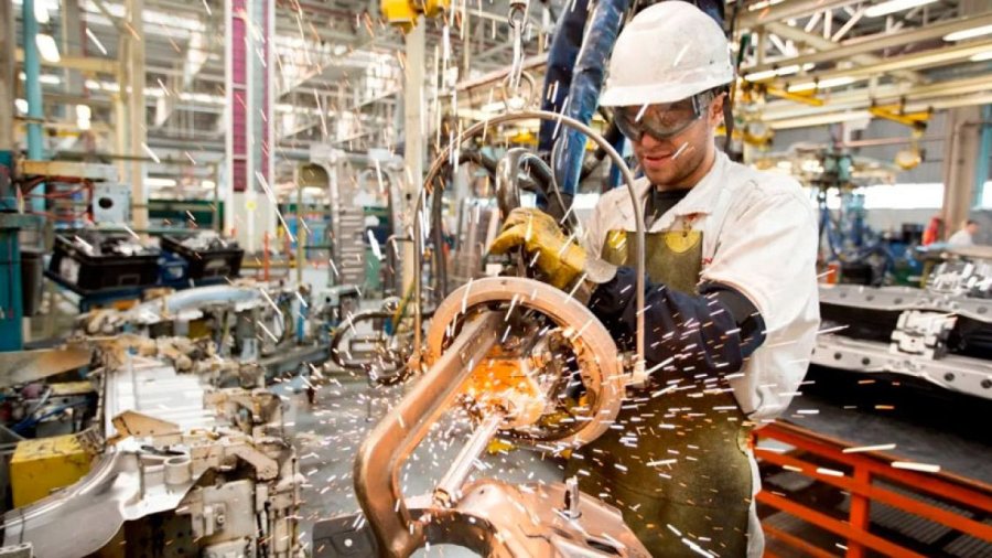 La actividad industrial volvió a caer en febrero y profundiza el estancamiento