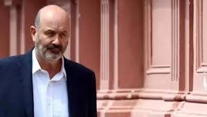 Sturzenegger destacó el nuevo plazo fijo UVA del Banco Nación y aseguró que protege contra la inflación