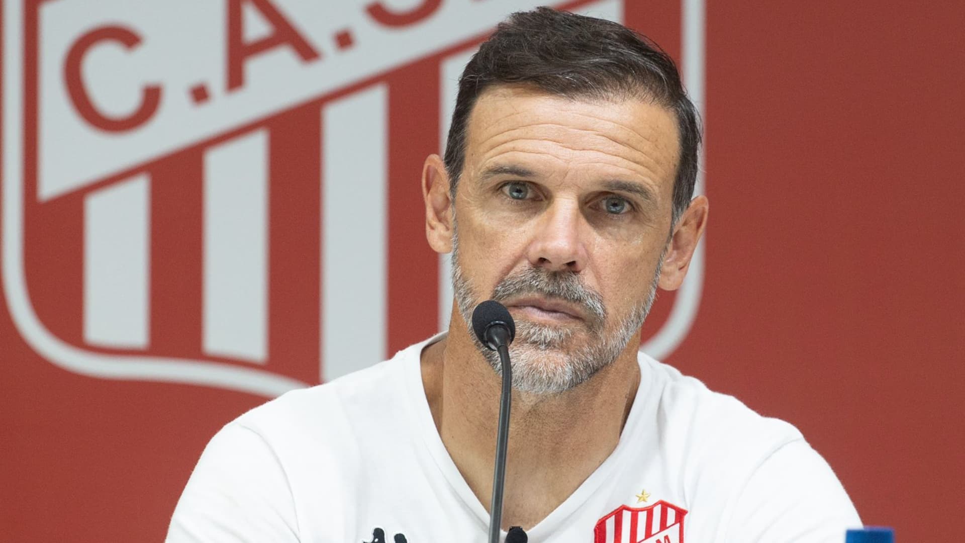 “No logramos jugar como queremos, pero valoro la entrega del equipo”: Yllana analizó la igualdad de San Martín