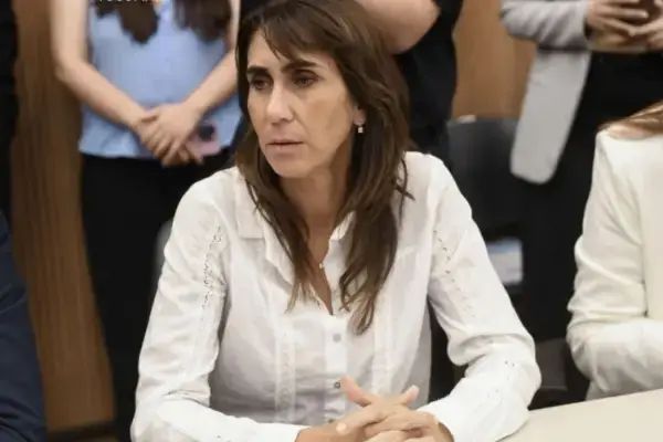 Molinuevo acata orden judicial y denuncia censura en un nuevo choque con Jaldo