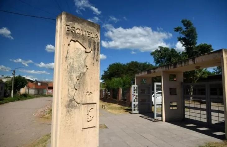 Activaron el protocolo tras detectar a un estudiante con un arma de fuego dentro del aula