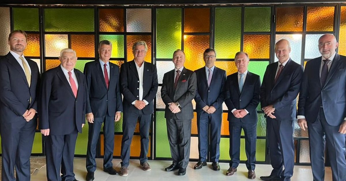 El embajador de Estados Unidos se reunió con el “círculo rojo” argentino