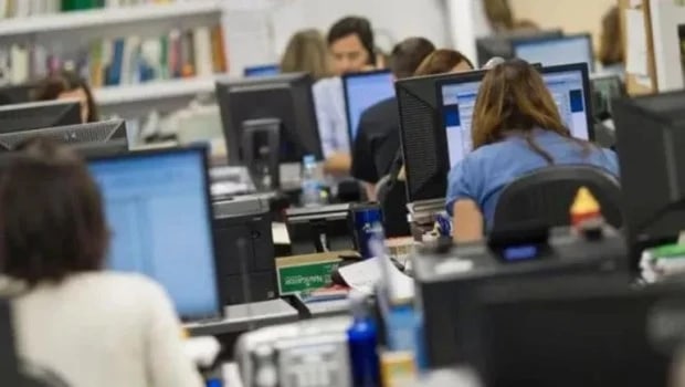 El empleo público cayó casi 19% desde 2023 y hay organismos que desaparecieron