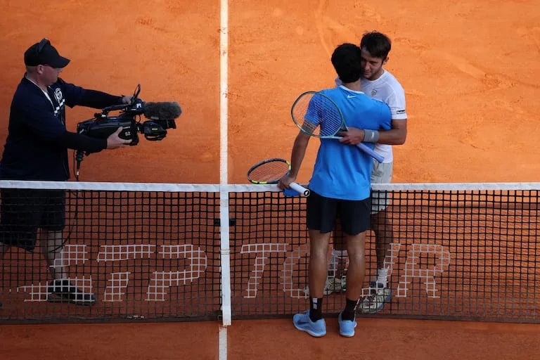 Etcheverry jugó un gran partido pero cayó ante Alcaraz en Montecarlo
