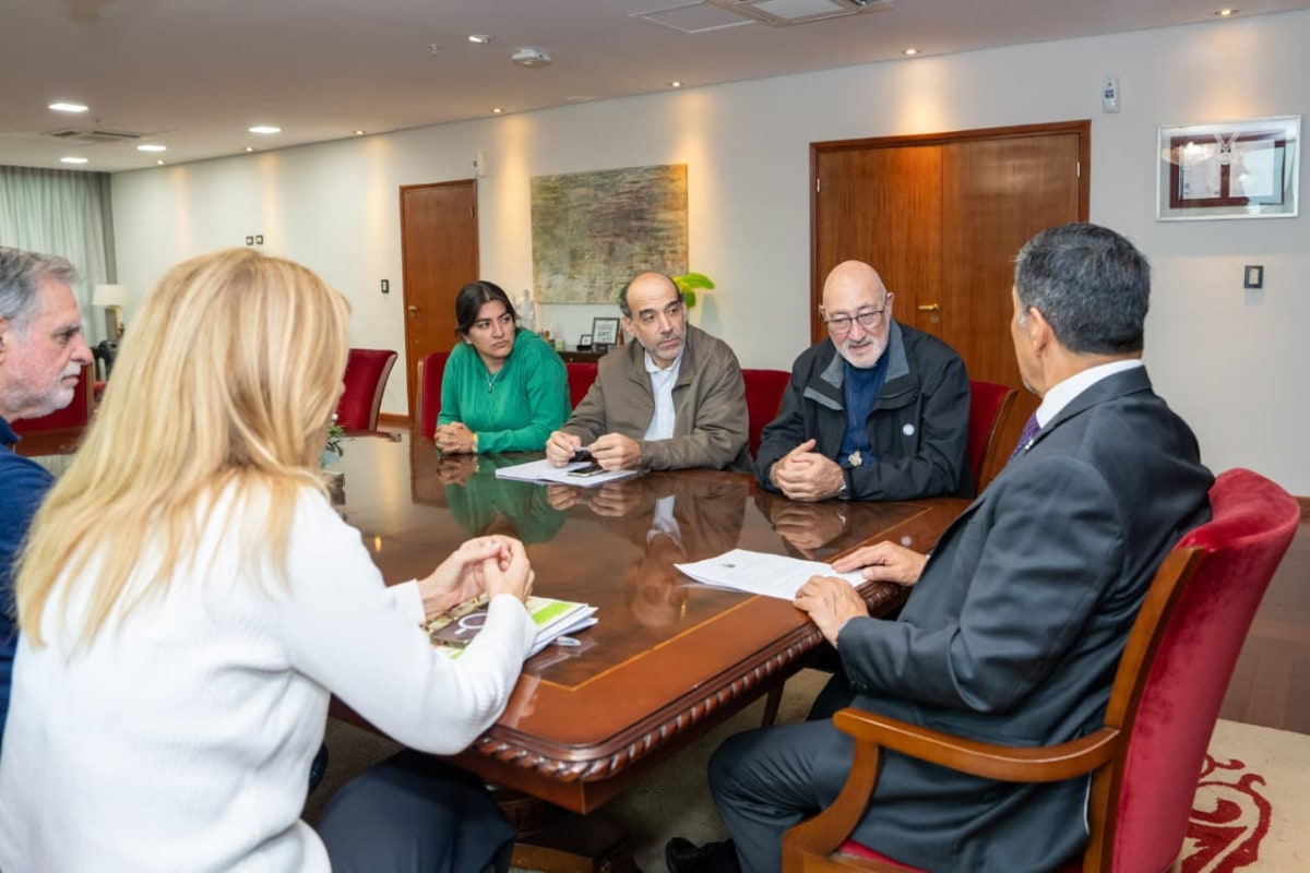 ACEVEDO HOGARES DE CRISTO.jpeg