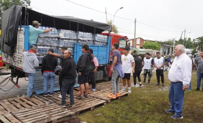 El Gobierno desmiente la entrega de mercadería vencida en La Madrid y apunta contra las autoridades comunales
