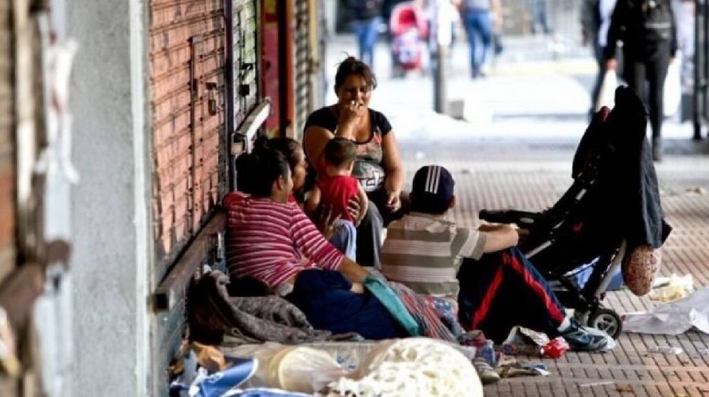 Informe de la UCA: más de la mitad de los niños son pobres en la Argentina y el 30% se saltea comidas